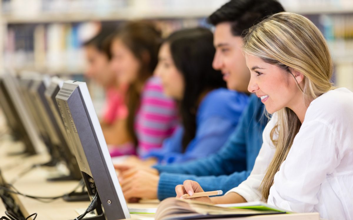 In-Demand IT Skills for Fresh Graduates